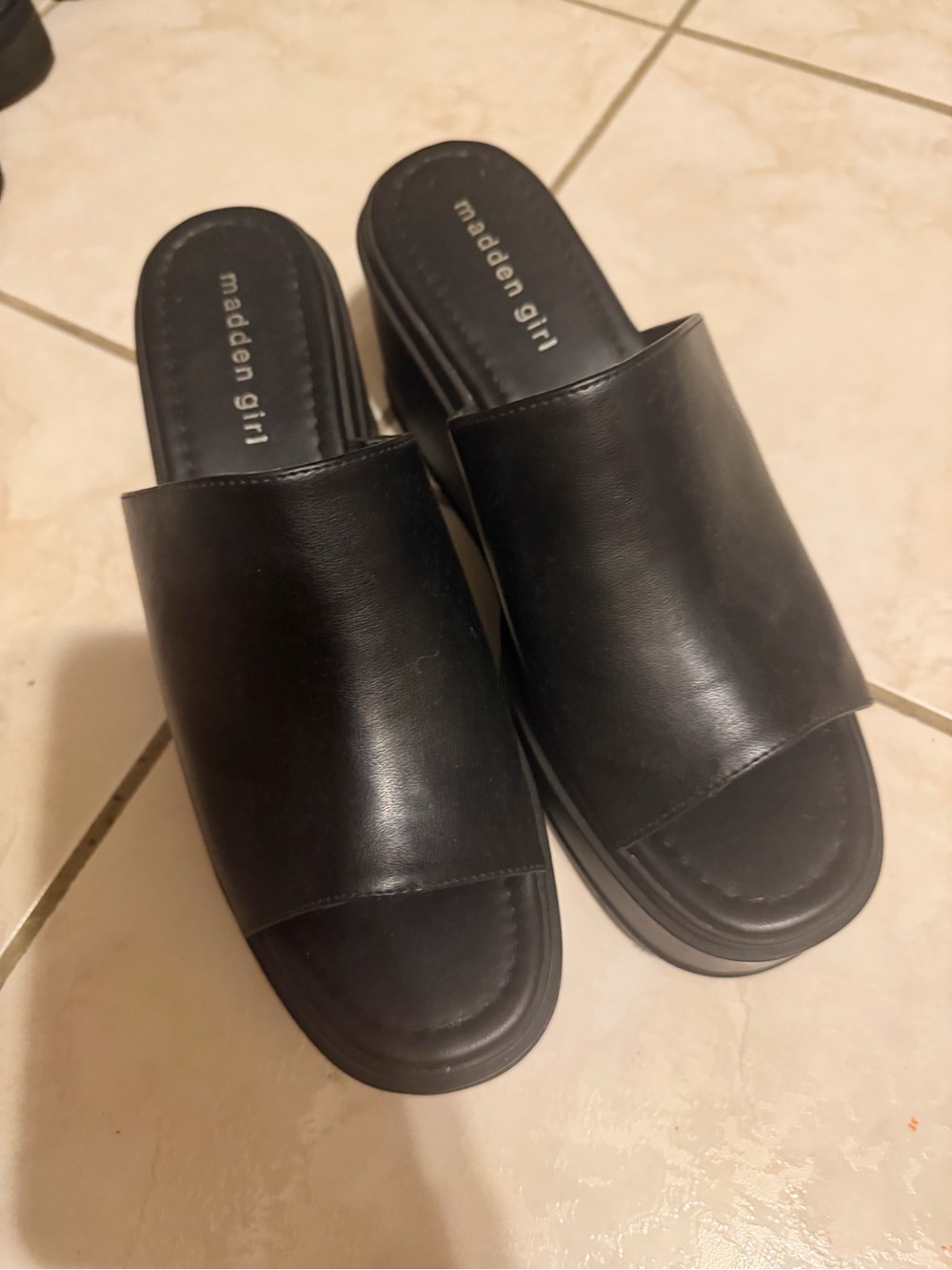Madden Girl Black Wide-Band Slide Sandals